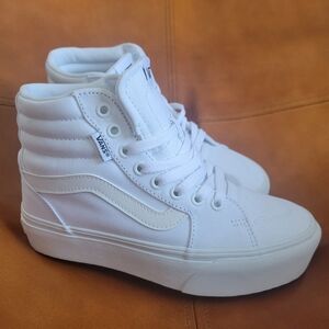 Vans Women's White Platform Sk8 HI 6.0